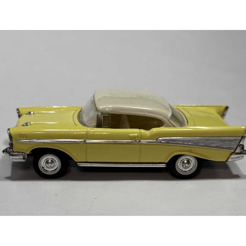 Chevy Hard Top '57 N94201 Newsstand 1/43